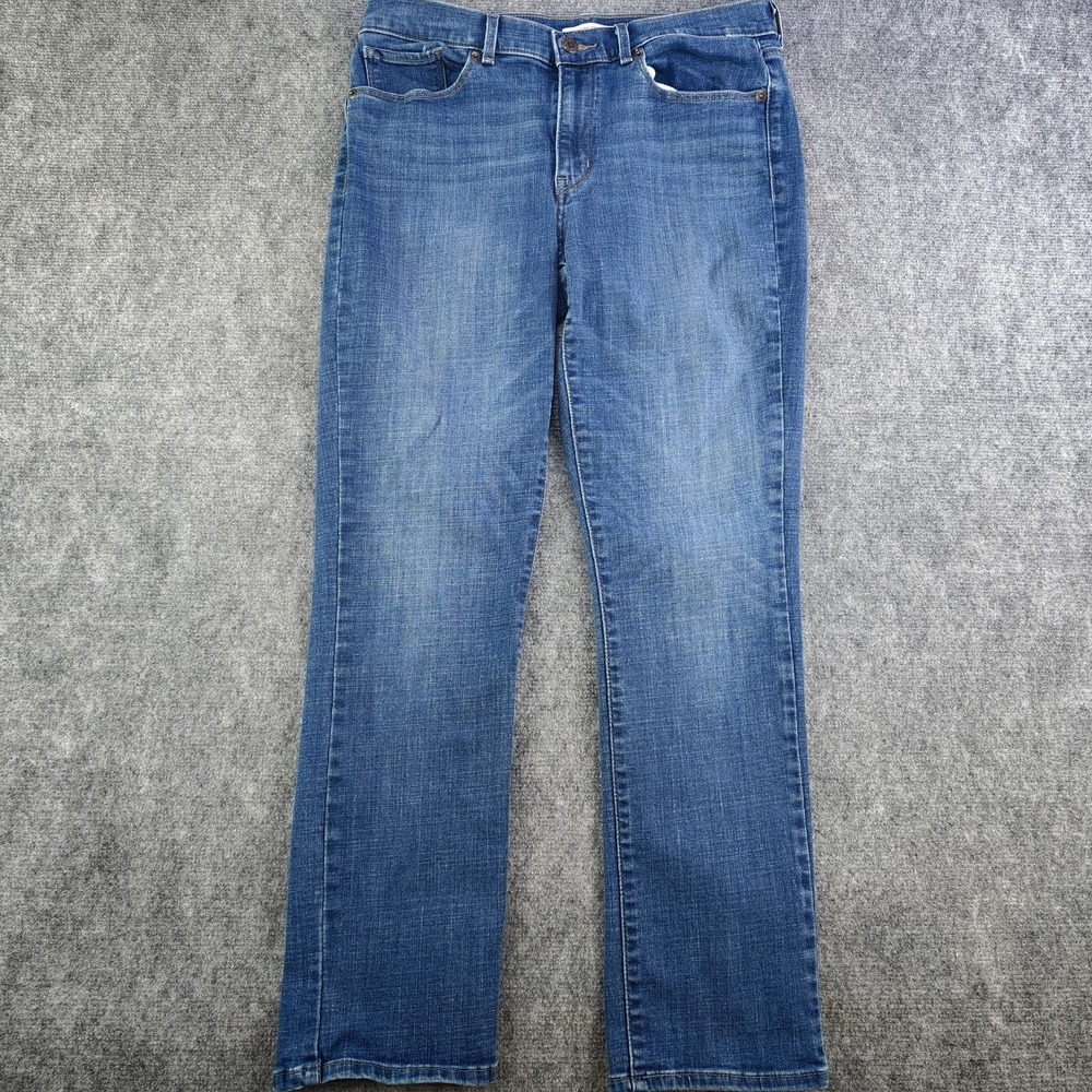 Levis Classic Straight Leg Jeans Women's 10 Medium Wash Mid Rise actual 32x27‎